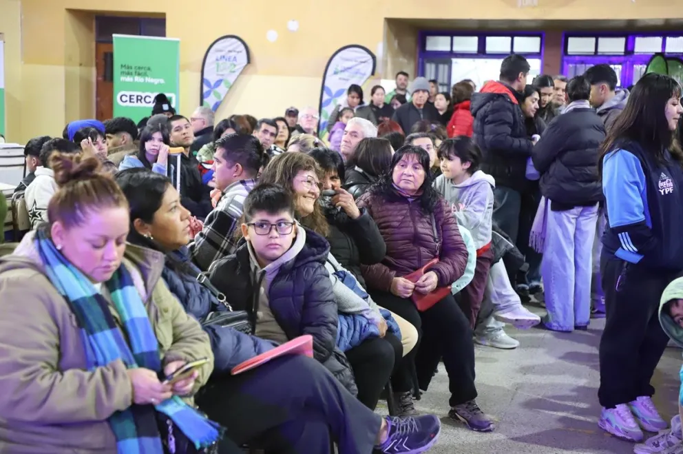 Uno de los servicios más requeridos fue el del Registro civil, llegando a unas 300 consultas atendidas por personal de dicha dependencia. (Foto: gentileza)