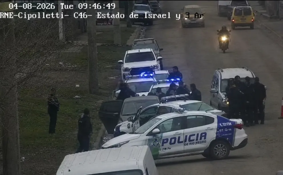 Una oportuna llamada al 911 permitió desplegar un operativo interurbano para capturar a tres hombres. (Foto: gentileza)