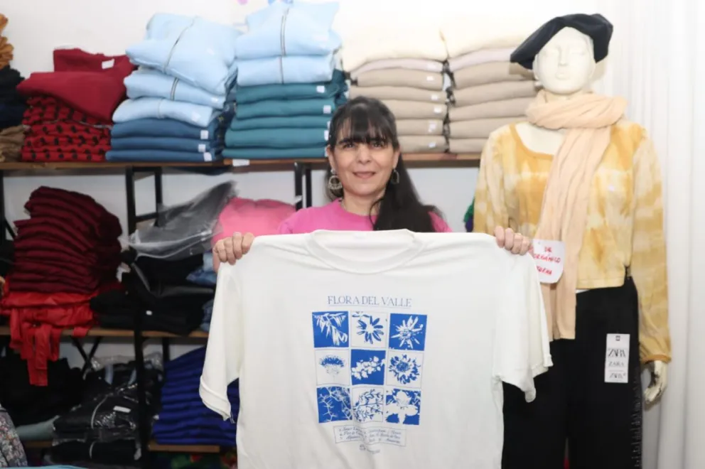 Noelia junto a sus compeñeras trabajana apasionadas en la cooperativa. Foto Tania Domenicucci