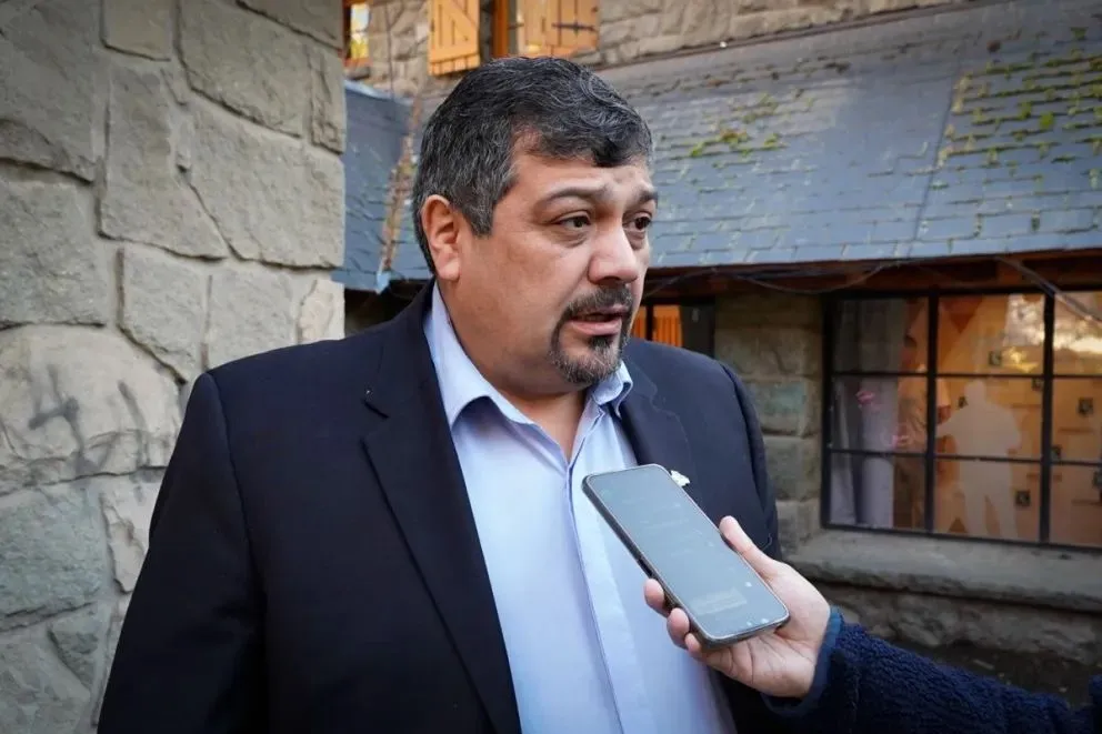 Del Río del PUL anunció la alianza junto a Rodrigo Buteler, por Juntos.