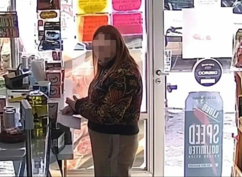 La Policía demoró a una mujer acusada de realizar una falsa colecta en nombre de Alan y su familia. Foto archivo