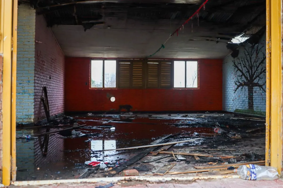 El interior del edificio luego del incendio. Foto: Tania Domenicucci