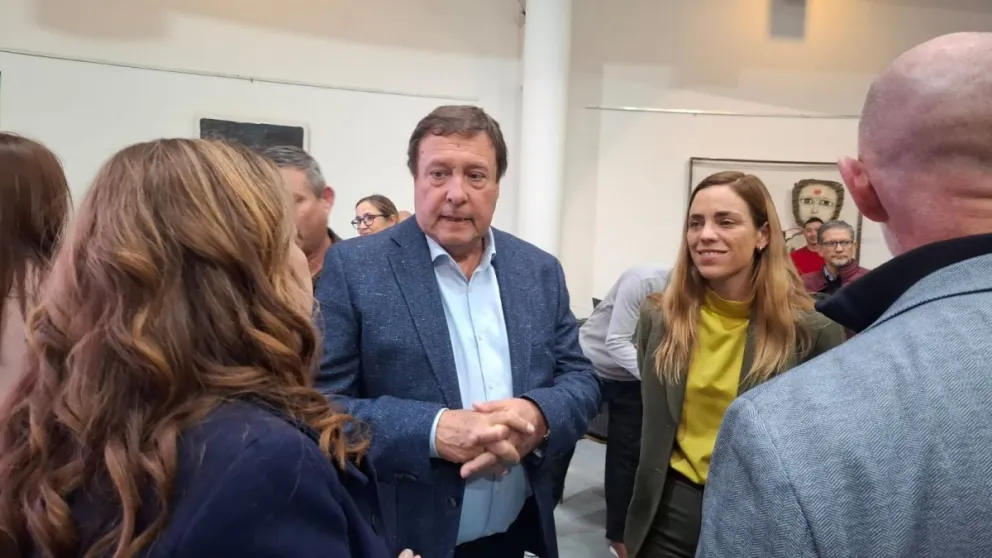 Alberto Weretilneck presenta en Cipolletti los detalles del acuerdo por las rutas 22 y 151.