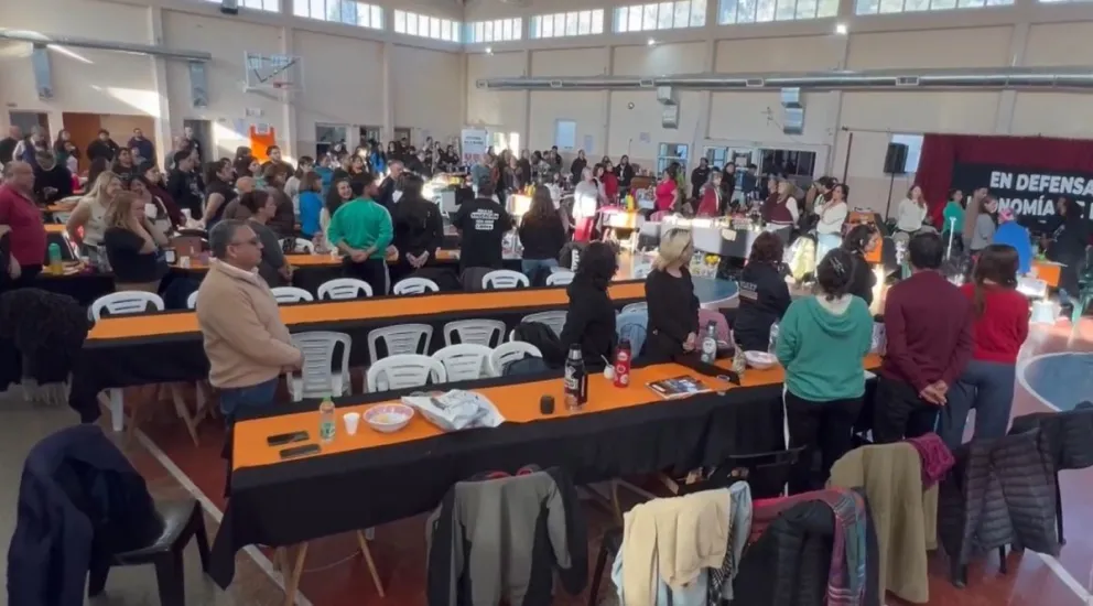 Si la propuesta del gobierno no conforma al gremio, llevarán adelante un paro de 48 horas. (Foto: cap)