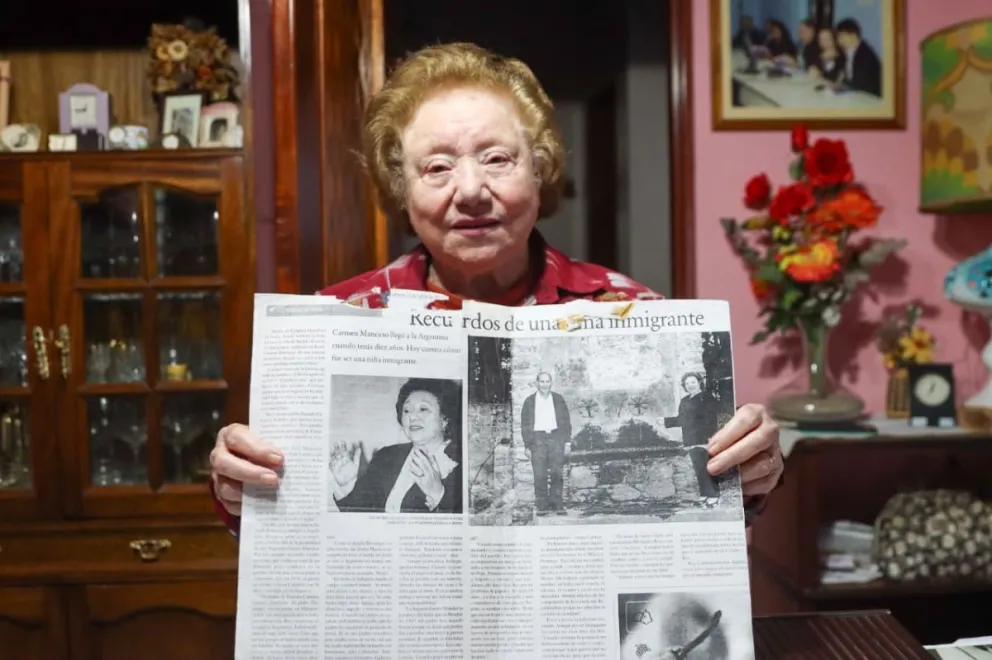 "Dicen que el que toma agua del Rio Negro no se va más y se ve que yo tomé" explicó Carmen sobre su decisión de convertirse en roquense. Foto Tania Domenicucci-ANR