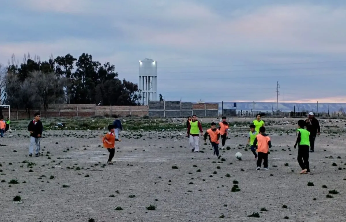 Los entrenamientos terminan al mismo tiempo que el sol empieza a ocultarse. Foto: ANRoca