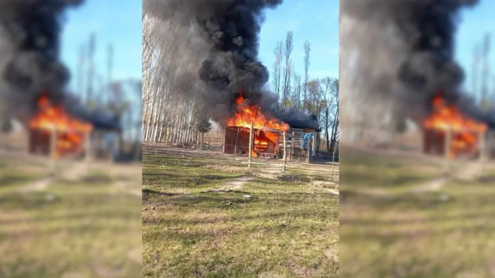 Según explicó a ANR la hermana de uno de los afectados, quienes se encontraban dentro al momento del incendio lograron escapar y "se quedaron con lo puesto". Foto cortesía
