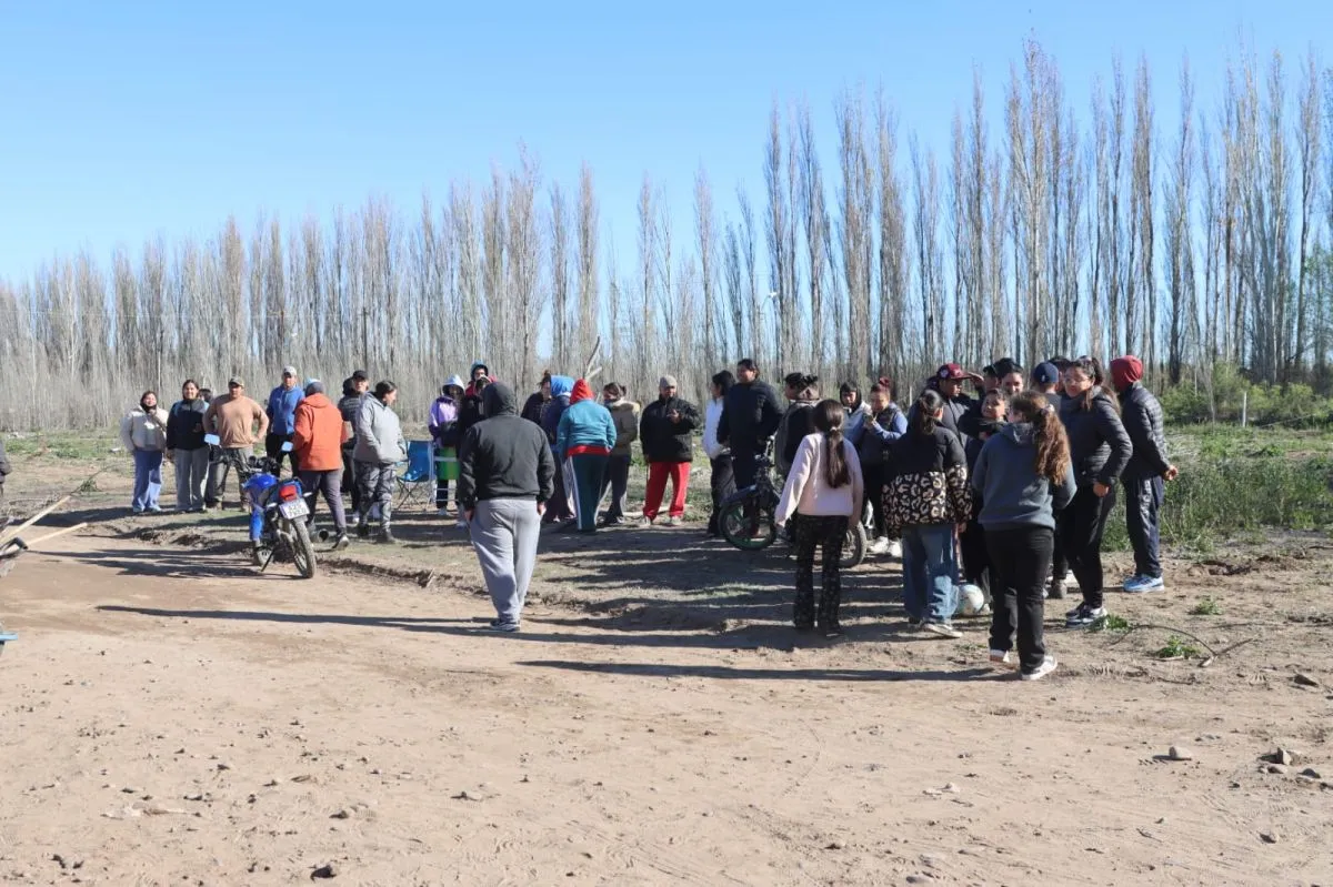 Son alrededor de 20 familias las que se encuentran en el lugar. Foto: Tania Domenicucci