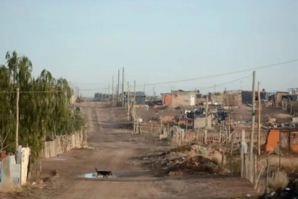 En Roca, las obras de urbanización impulsadas por el gobierno nacional se encuentran paralizadas. 