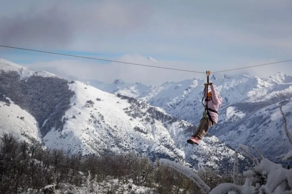 Los visitantes pueden disfrutar de una variada propuesta de atracciones en la cumbre.
