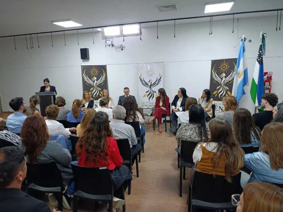 En encuentro se realizó a las 15 en la CAIC. Foto Tania Domenicucci