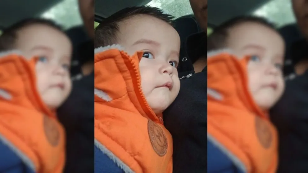 La madre expresó que previamente había consultado los papeles necesarios para viajar pero que, a pesar de haberlos llevado, en las oficinas del aeropuerto dijeron que no eran suficientes. Foto cortesía