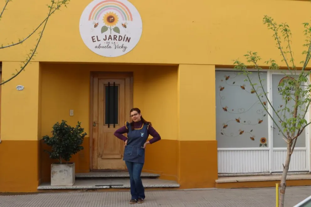 “Mis hijos tuvieron a la mejor abuela del planeta y quiero que cada infancia que cruce esa puerta sienta ese mismo amor protector”, explicó Eugenia sobre el nombre del jardín. Foto Tania Domenicucci-ANR