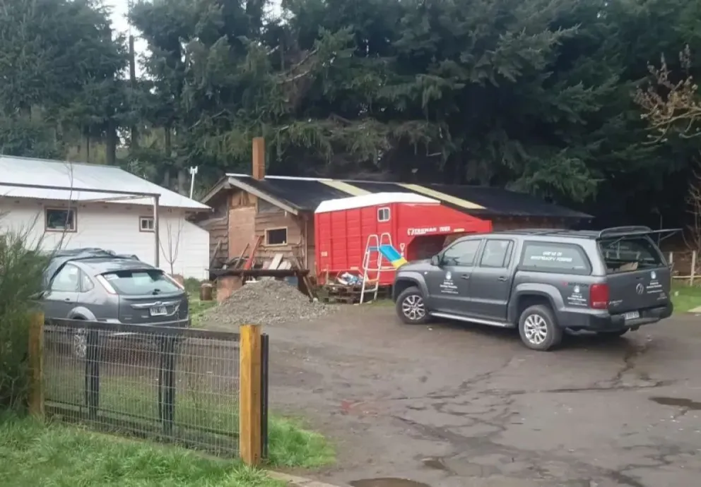 El acusado permanece internado en grave estado y bajo custodia policial en San Martín de los Andes. La Fiscalía aguarda su evolución para avanzar con la formulación de cargos. Foto: gentileza.