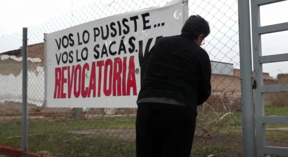 La vecina que impulsó la junta de firmas fue Silvina Cantero. Foto gentileza Somos El Valle 