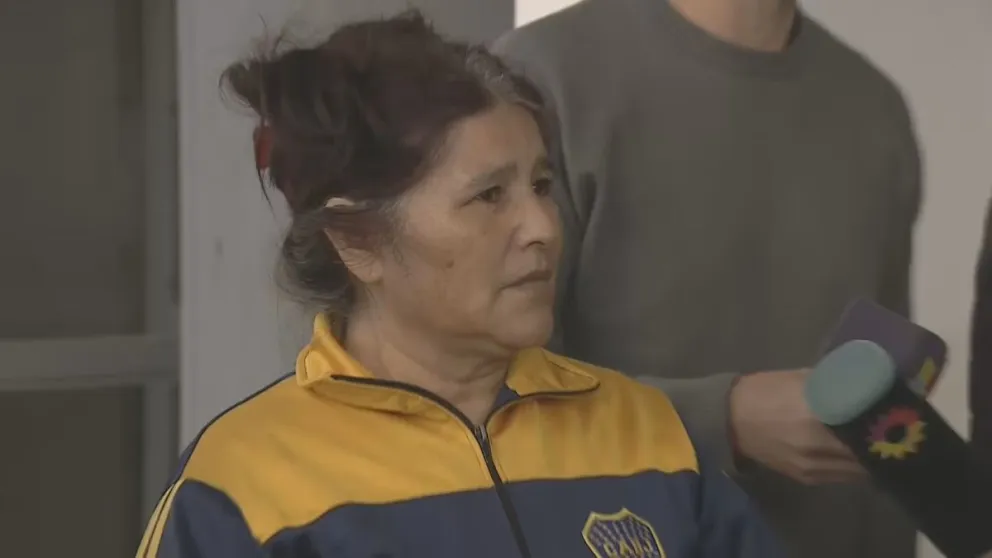 Sandra especificó que una misma bala lo hirió en un brazo, en el pecho y el abdomen.