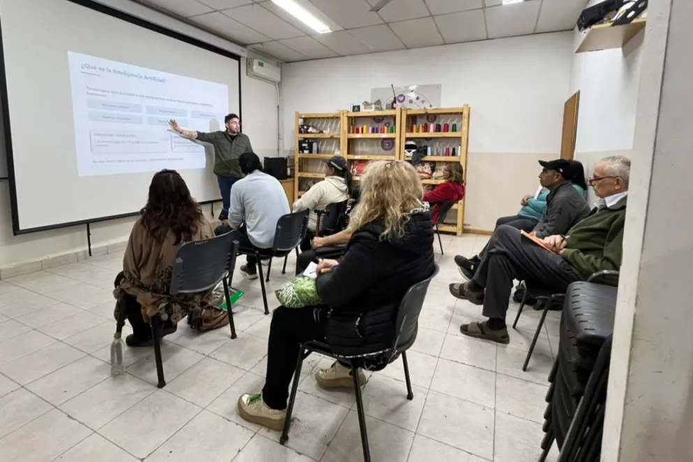 No es necesario contar con conocimientos previos en el uso de estas nuevas tecnologías y aplicaciones. (Foto: gentileza)