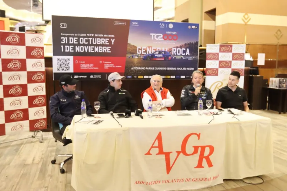 Esta mañana se realizó la presentación de la dècima fecha del campeonato nacional que se disputarà en Roca. Foto: Tania Domenicucci