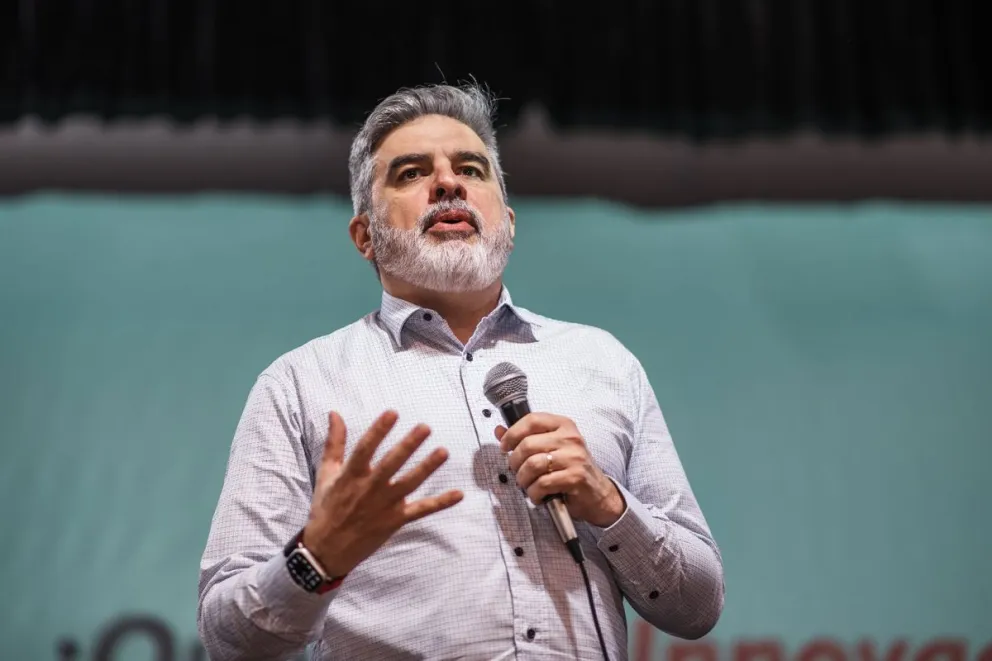 El especialista anticipó que esperan abrir debates de la comunicación política relacionados al próximo desafío electoral del 2027. (Foto: gentileza)