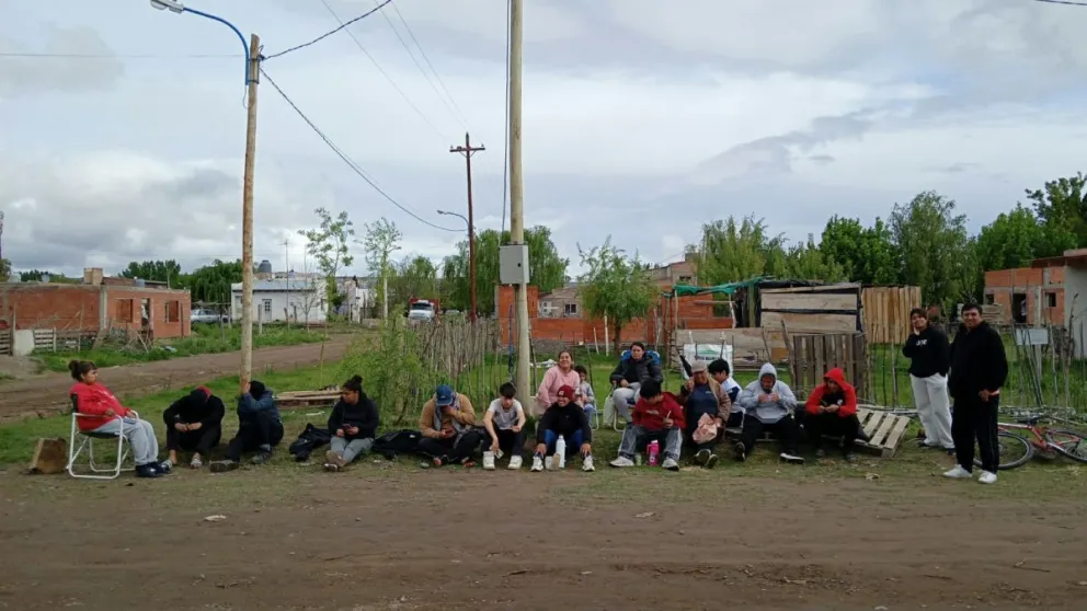 Los vecinos volvieron a ocupar el predio. Foto gentileza 