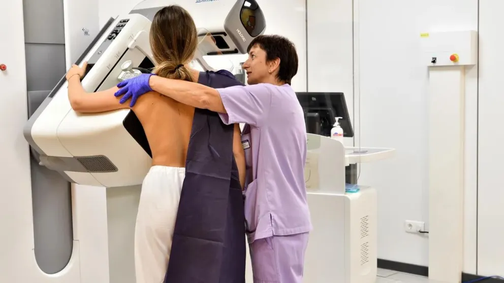 La mamografía permite detectar tempranamente cualquier signo de una potencial enfermedad oncológica. (Foto: web)