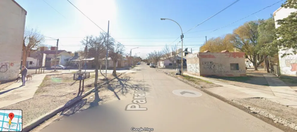 El allanamiento relacionado al violento robo ocurrió a escasos metros del lugar donde la mujer fue sorprendida junto a sus hijos por los sospechosos. Foto ilustrativa