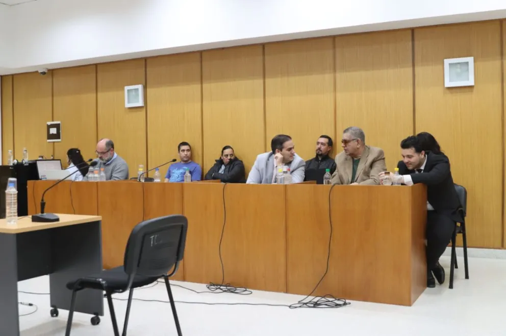 Los cuatro policías fueron declarados responsables por los hechos ocurridos contra dos adolescentes en junio de 2024. La sentencia sobre las penas se conocerá el 2 de noviembre. Foto Tania Domenicucci-ANR